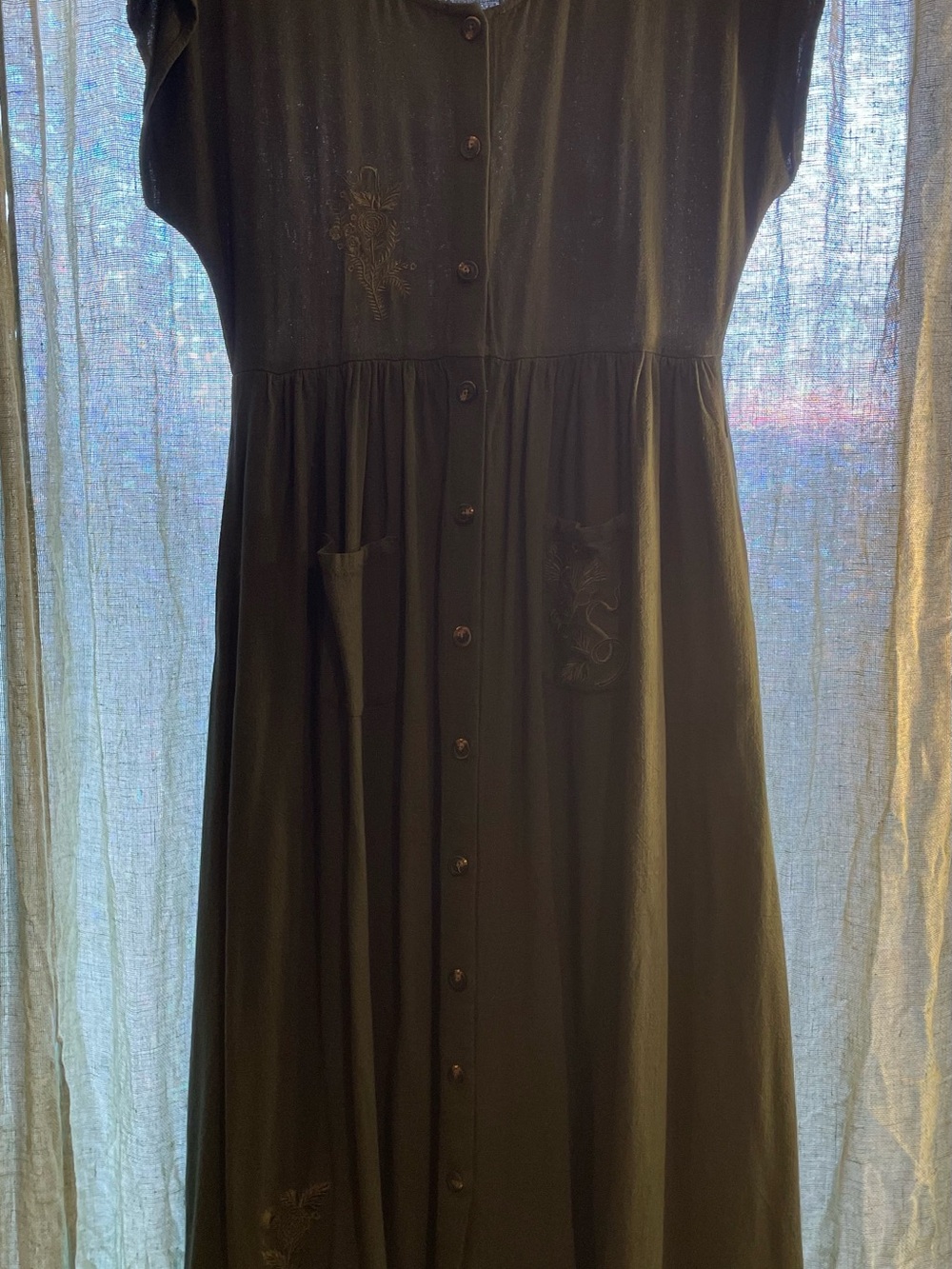 Disturbia Olive Green Button-Front Midi Dress - Picture 5 of 9
